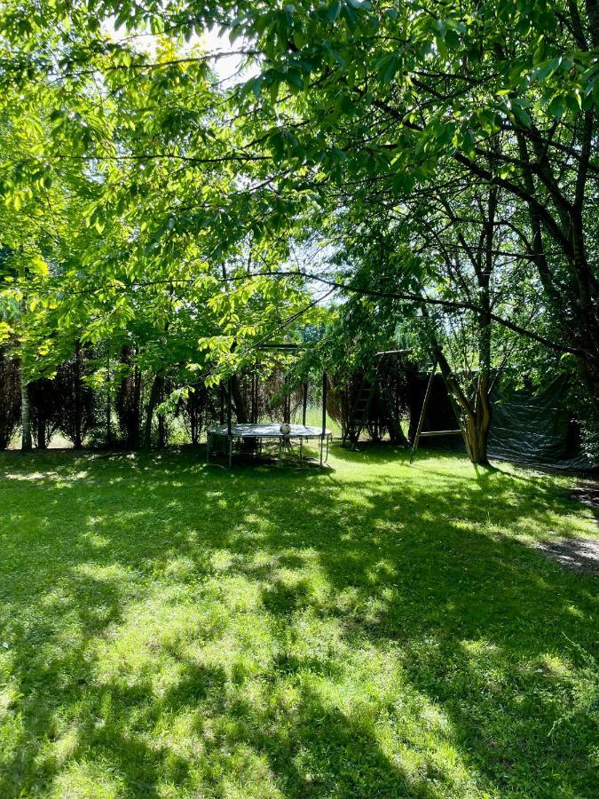 Villa Dom Z Bali Przy Szlaku Kasina Wielka Esterno foto