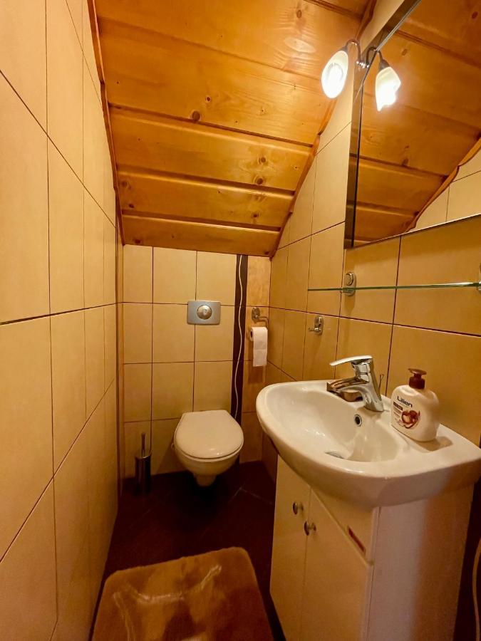Villa Dom Z Bali Przy Szlaku Kasina Wielka Esterno foto