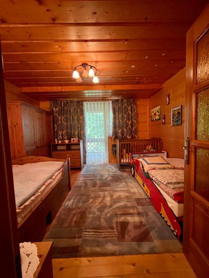 Villa Dom Z Bali Przy Szlaku Kasina Wielka Esterno foto