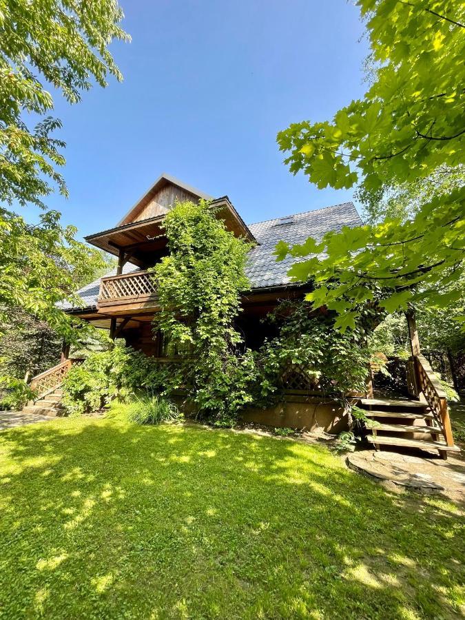 Villa Dom Z Bali Przy Szlaku Kasina Wielka Esterno foto